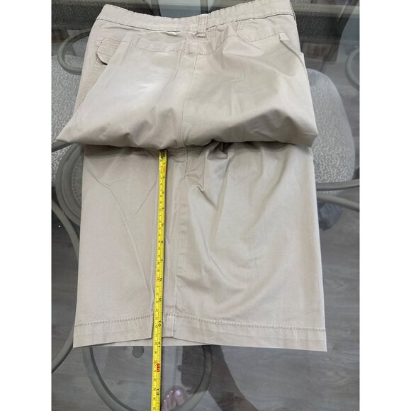 Unionbay Mens Cargo Shorts Size 42 Beige Cotton Blend Relaxed Fit With Pockets - Picture 7 of 7